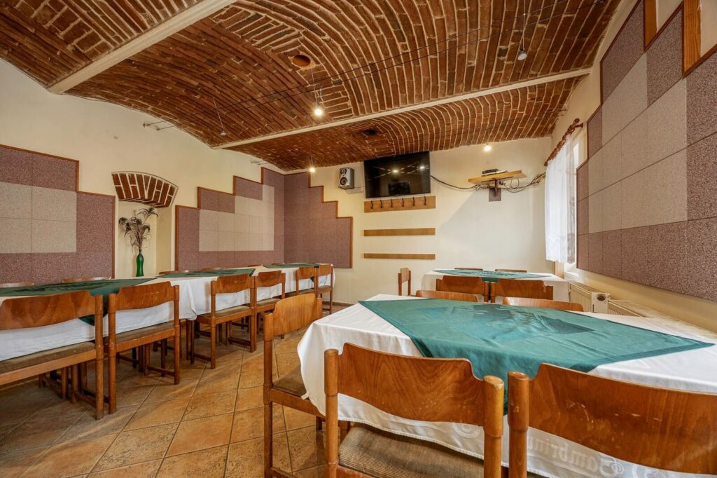Restaurace Včelnice 5